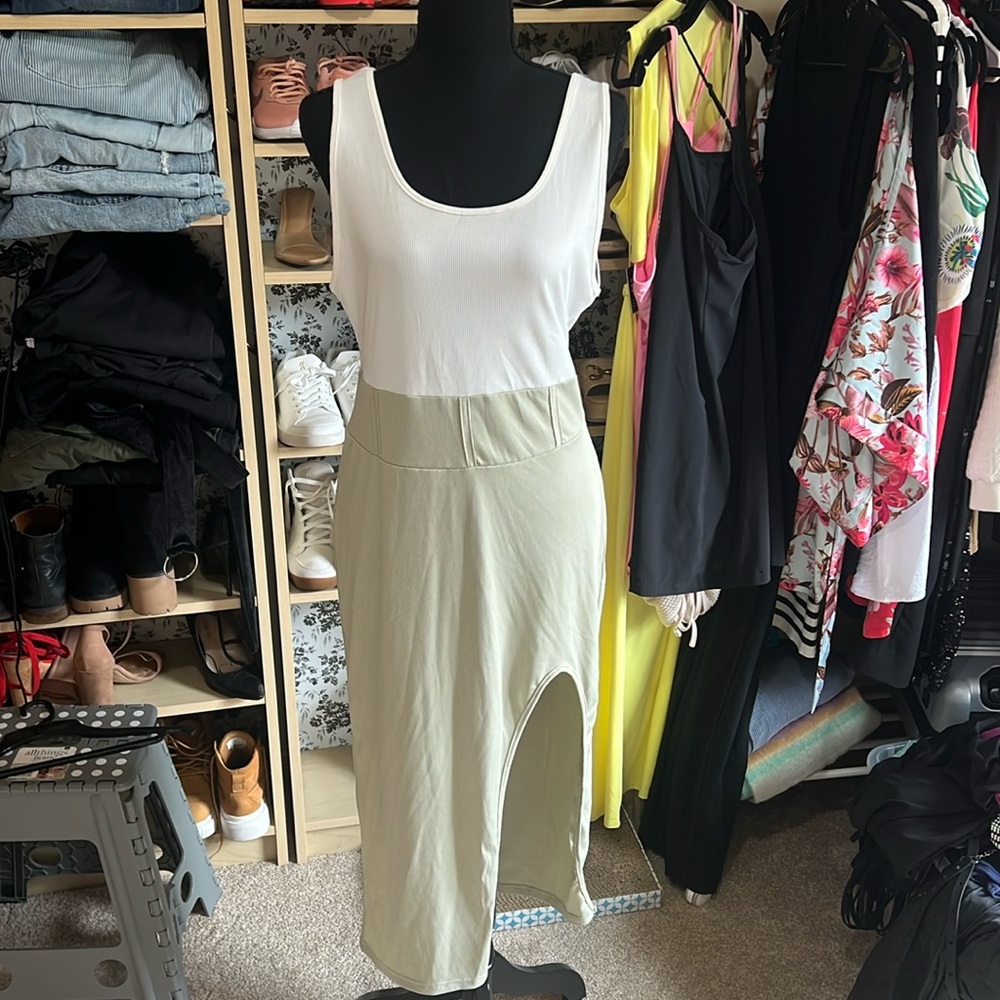 NWOT Dress